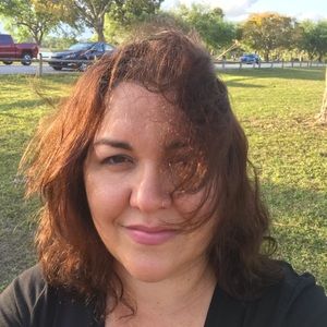 Meet your Posher, Lorena